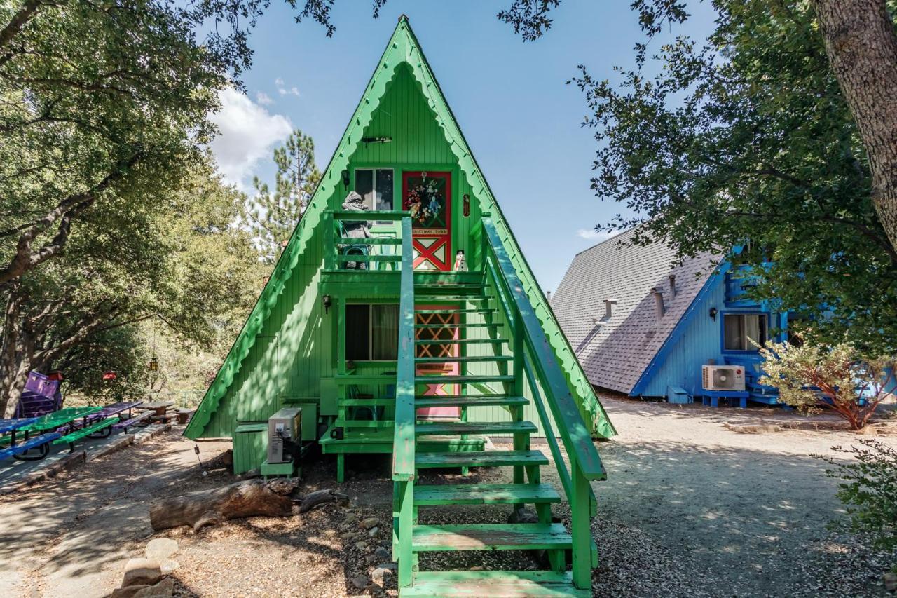 Hicksville Pines Chalets & Motel Idyllwild Eksteriør bilde