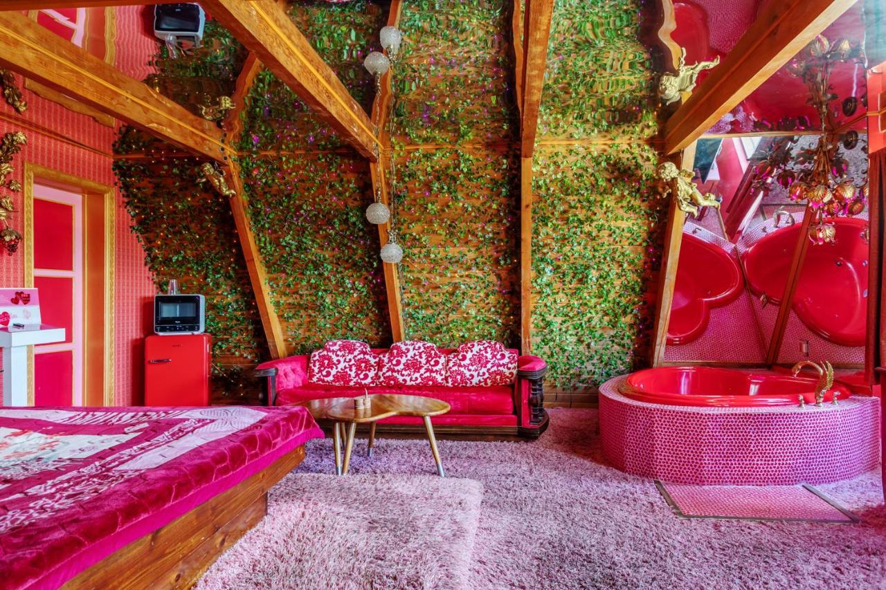 Hicksville Pines Chalets & Motel Idyllwild Eksteriør bilde